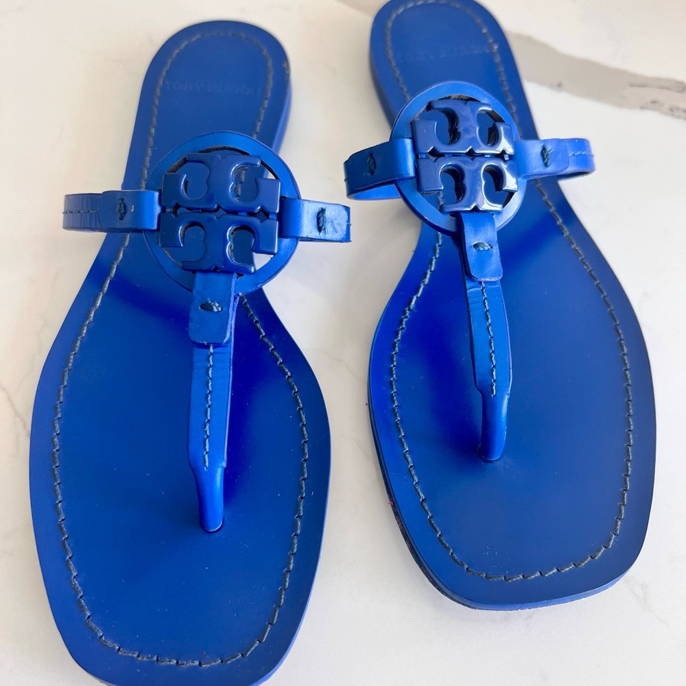 Like NEW Tory Burch Mini Miller blue leather flip flop 6